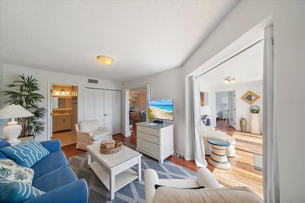 425 CERROMAR TERRACE 359 photo 18