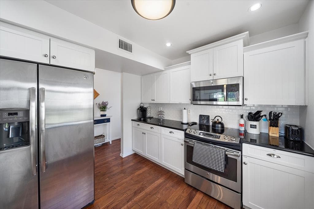 425 CERROMAR TERRACE 359 photo 8
