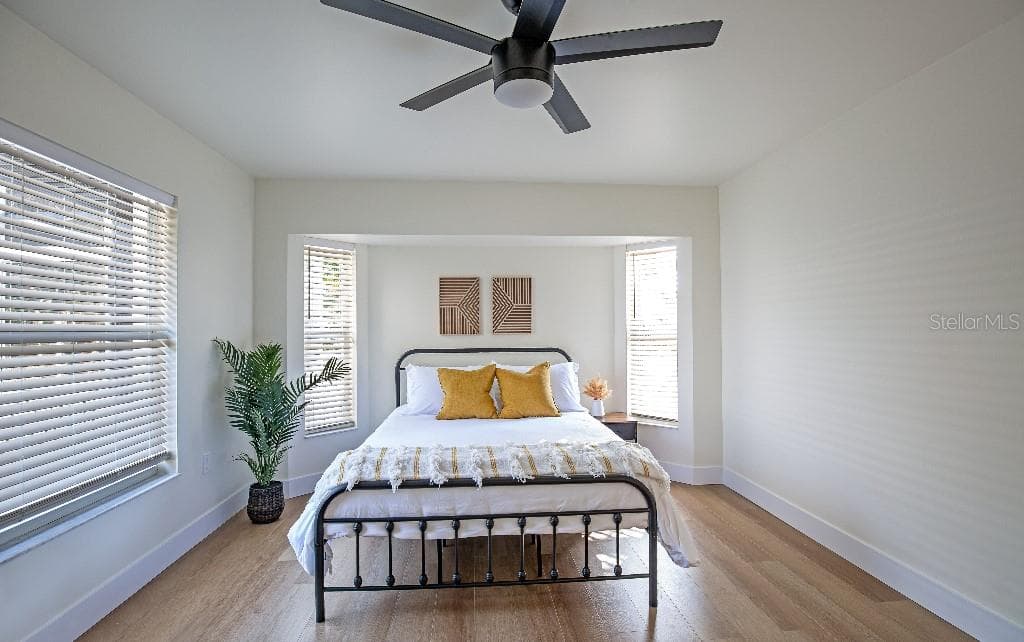 2089 SANDIA STREET photo 9