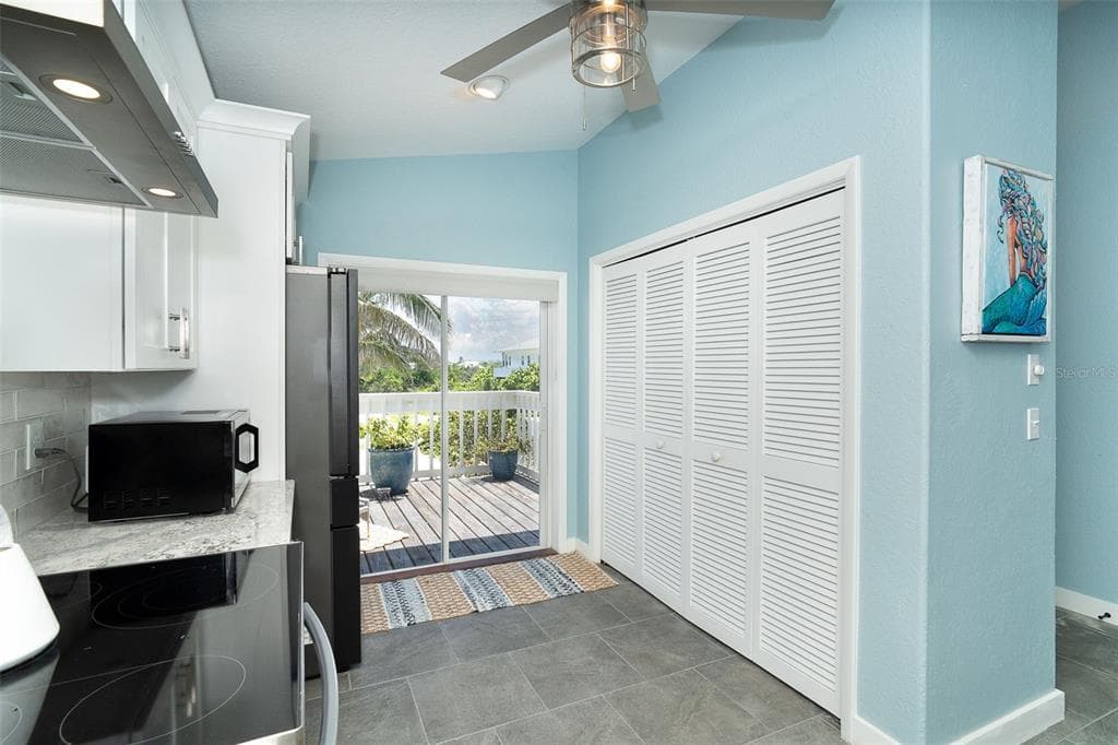 301 S GULF BOULEVARD 407 photo 10