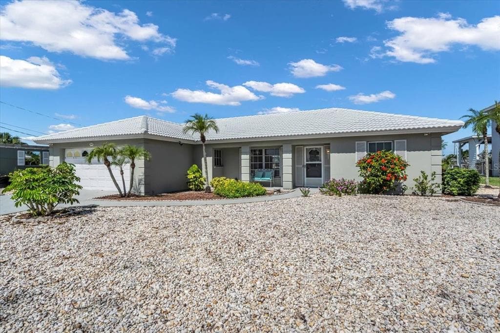 3816 ROYAL PALM DRIVE photo 2