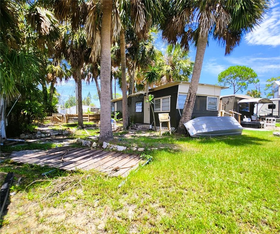 6977 EDGEWATER DRIVE photo 13