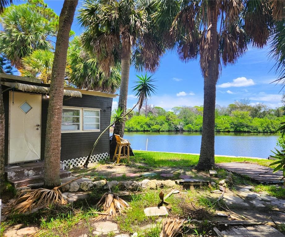 6977 EDGEWATER DRIVE photo 1