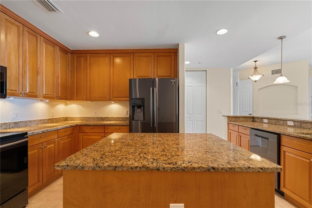 89 VIVANTE BOULEVARD 8942 photo 10