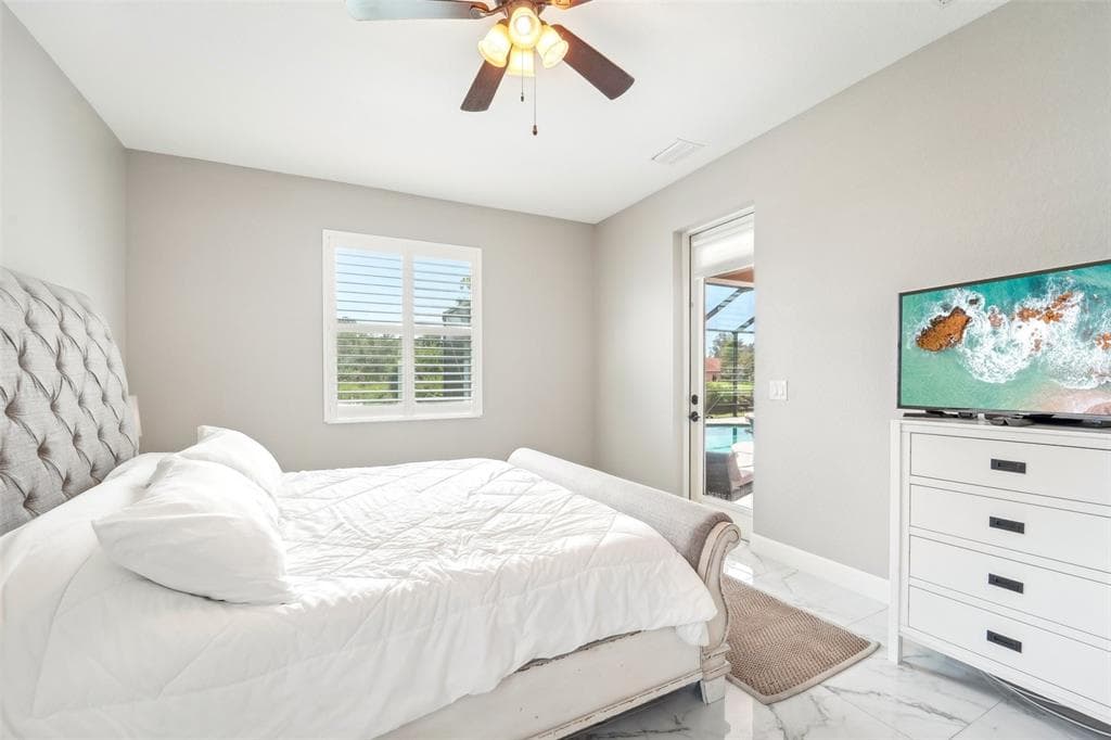 332 MCCABE STREET photo 14