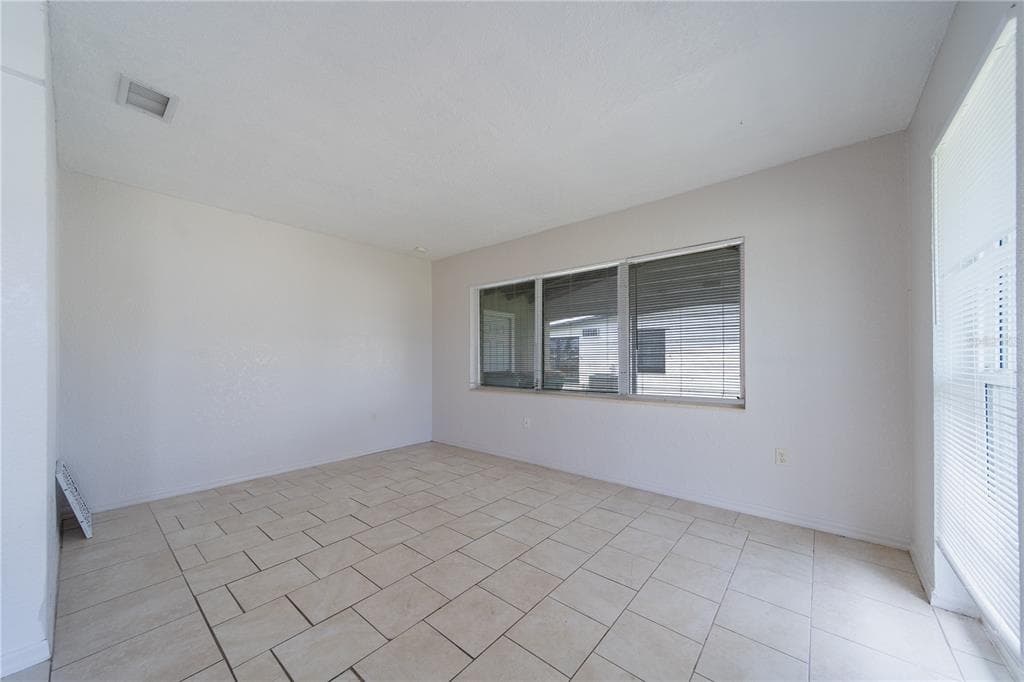 4045 CONWAY BOULEVARD photo 16