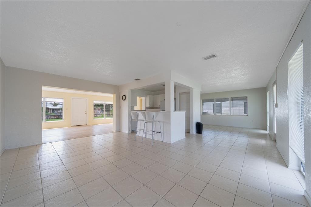 4045 CONWAY BOULEVARD photo 5