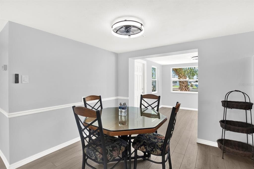 13739 LAVENDER AVENUE photo 5