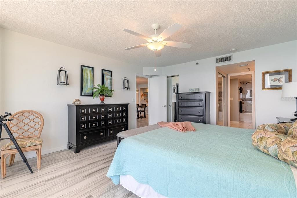 3757 S ATLANTIC AVENUE 1104 photo 8