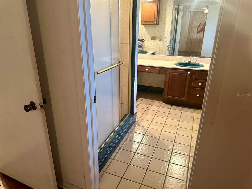 3920 VENETIAN WAY photo 14
