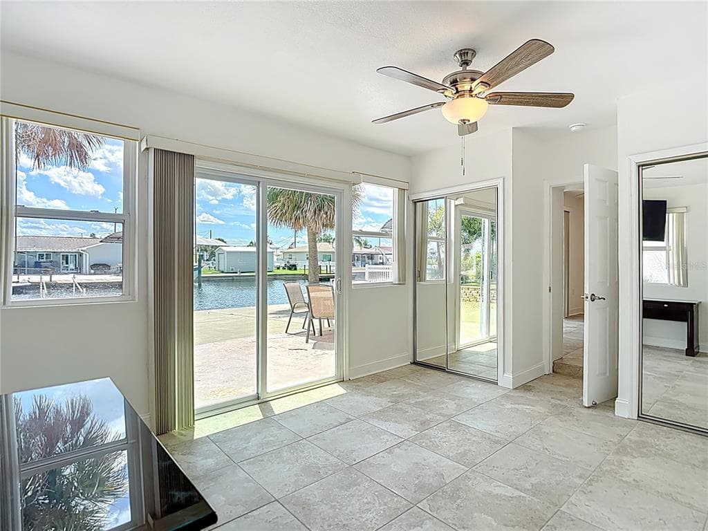 13816 VICTOR AVENUE photo 21
