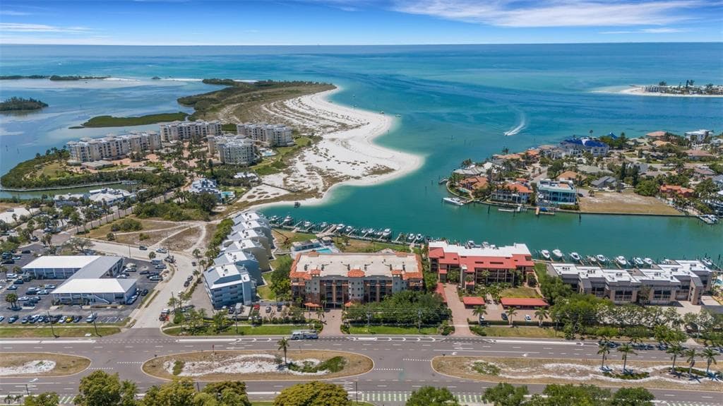 1090 PINELLAS BAYWAY S A5 photo 3