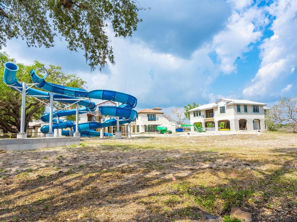 600 N JACKSON ROAD photo 12