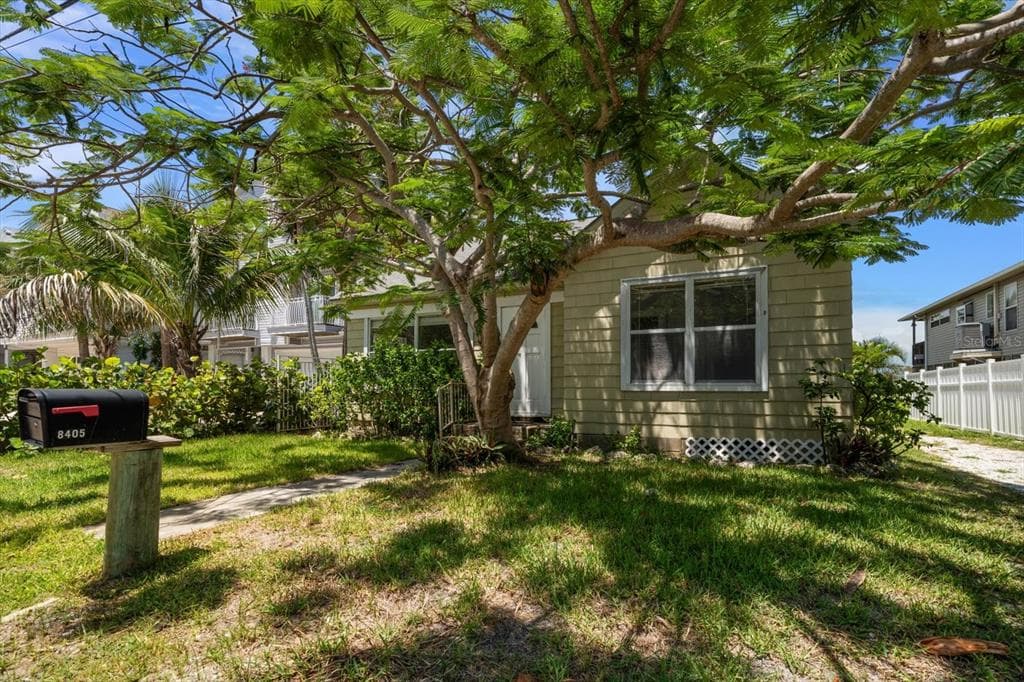 8405 BAYSHORE DRIVE 4
