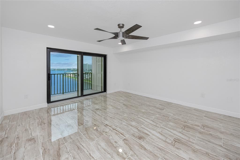 7300 SUN ISLAND DRIVE S 706 photo 21
