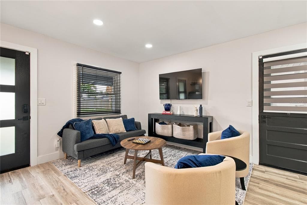 8609 DRIFTWOOD DRIVE photo 6