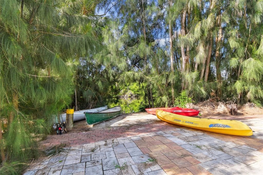5909 MOHR ROAD photo 4