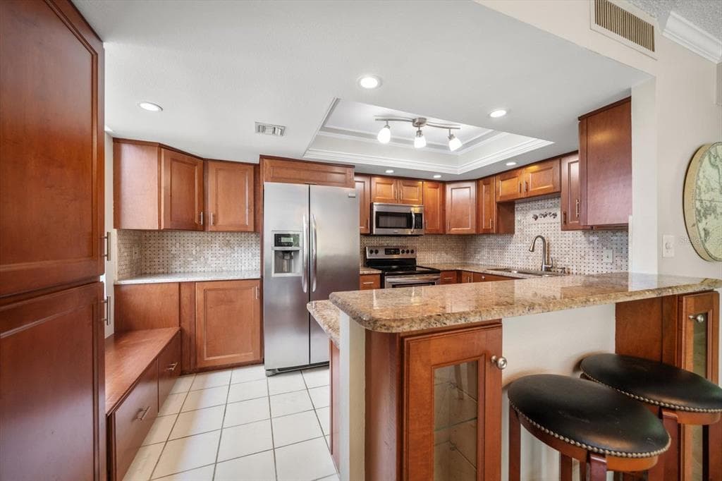 220 BELLEVIEW BOULEVARD 410 photo 15