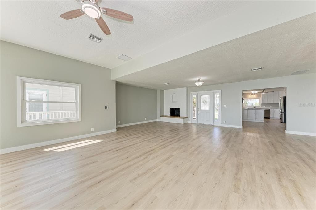 893 N SHORE DRIVE photo 13
