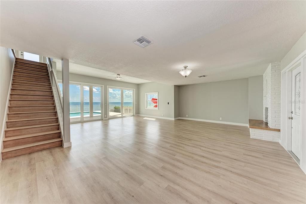 893 N SHORE DRIVE photo 10