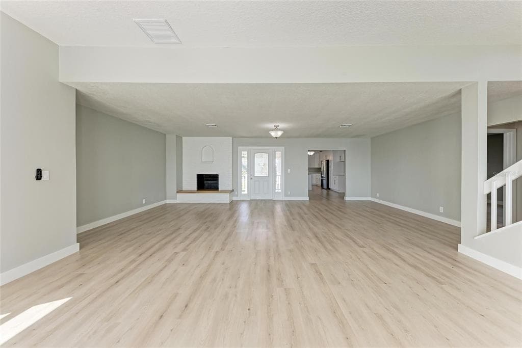 893 N SHORE DRIVE photo 14