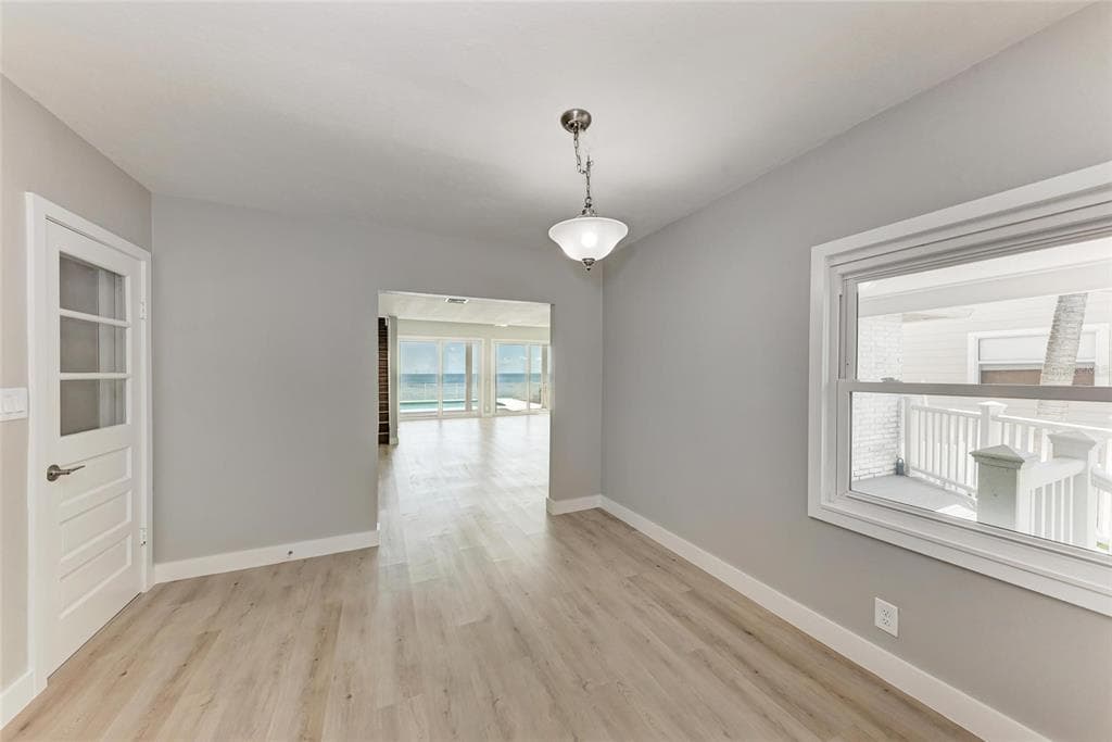 893 N SHORE DRIVE photo 19