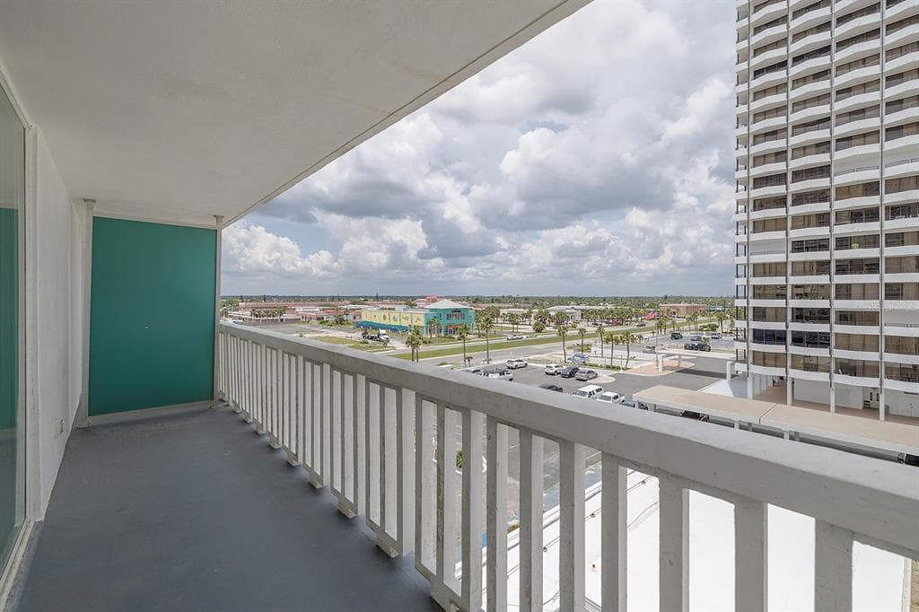 2800 N ATLANTIC AVENUE 511 photo 12