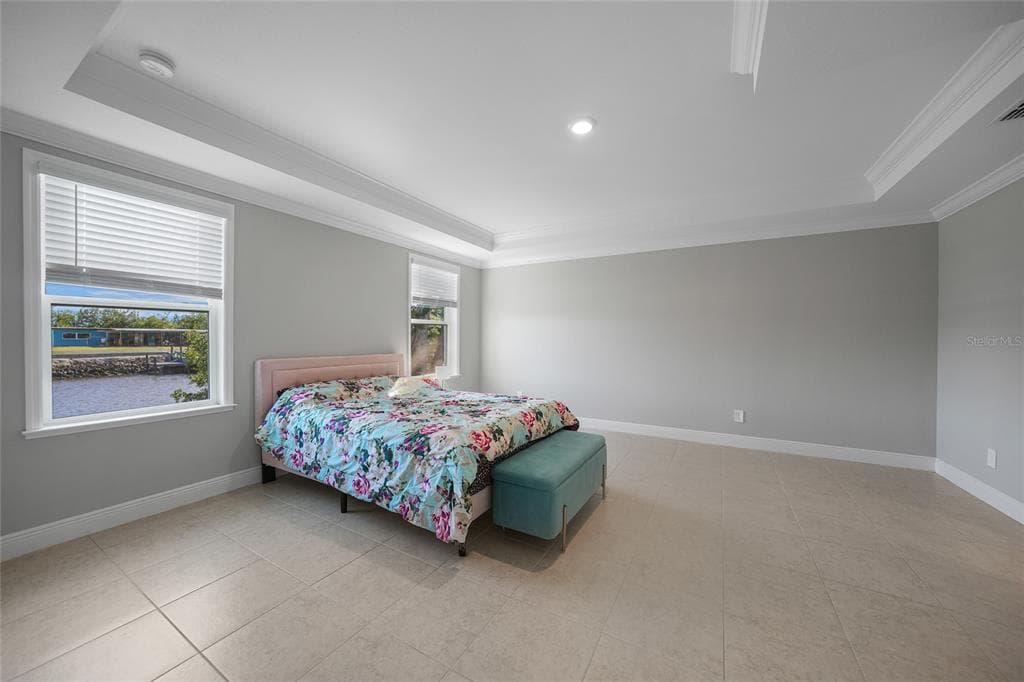 521 W TARPON BOULEVARD NW photo 15