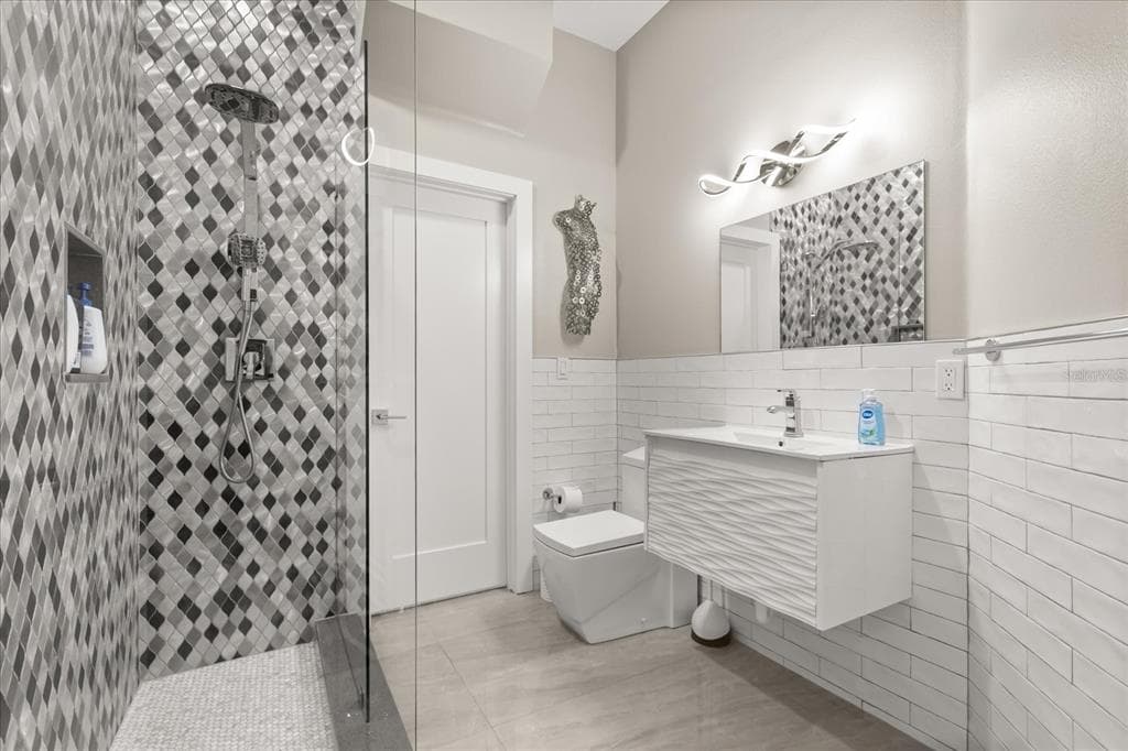 808 EDGEWATER DRIVE photo 21