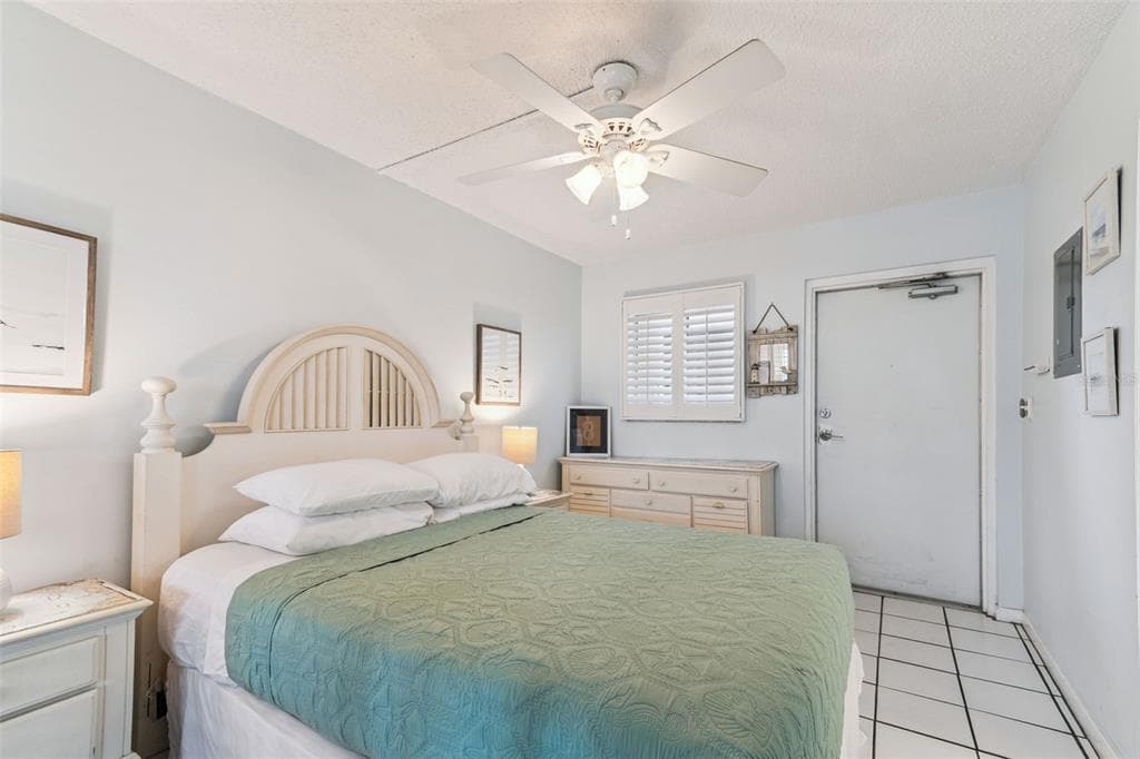 800 BAYWAY BOULEVARD 17 photo 21