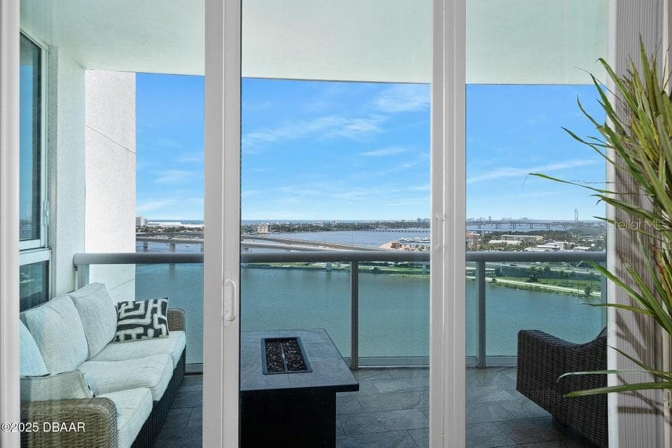 231 RIVERSIDE DRIVE 1507-1 photo 13