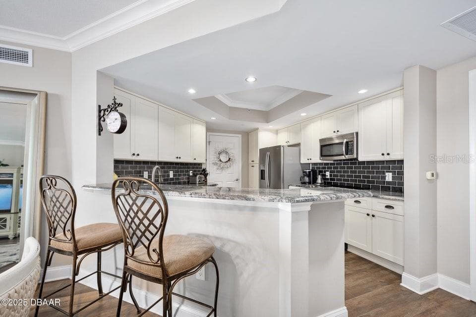231 RIVERSIDE DRIVE 1507-1 photo 16