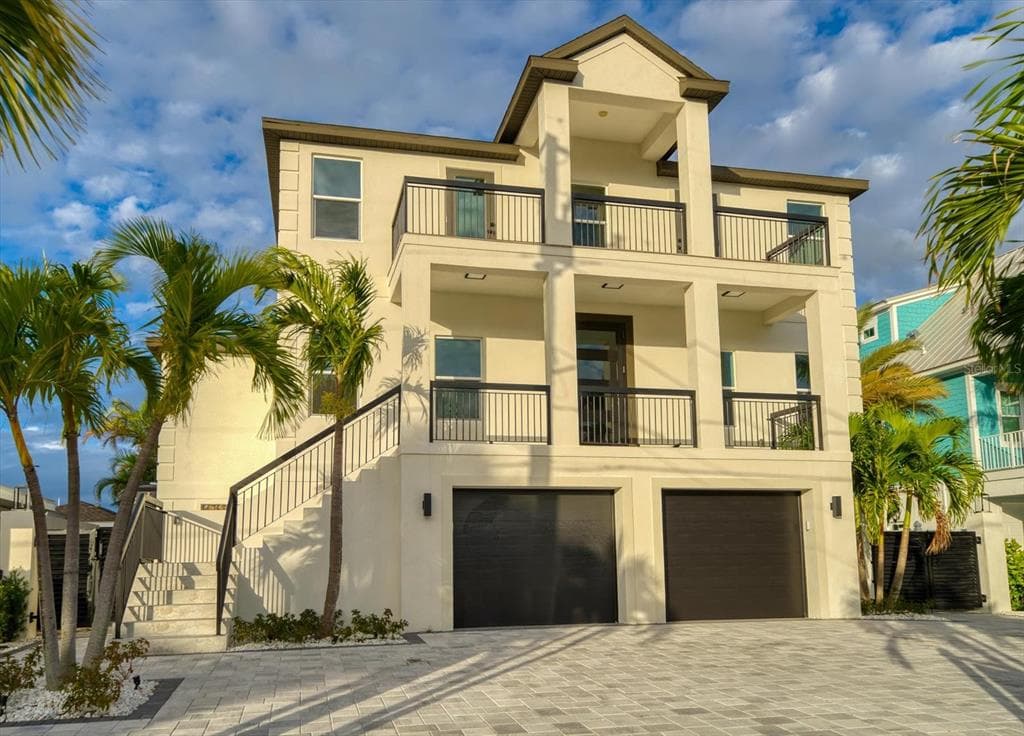 116 DEVON DRIVE photo 1