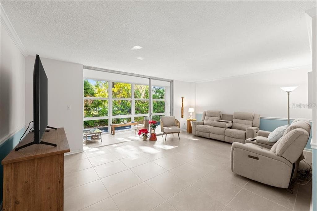 1224 S PENINSULA DRIVE 104 photo 6