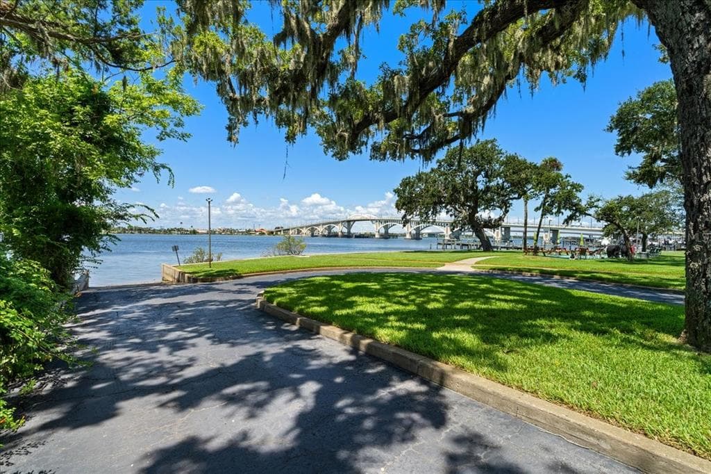 1224 S PENINSULA DRIVE #104 4
