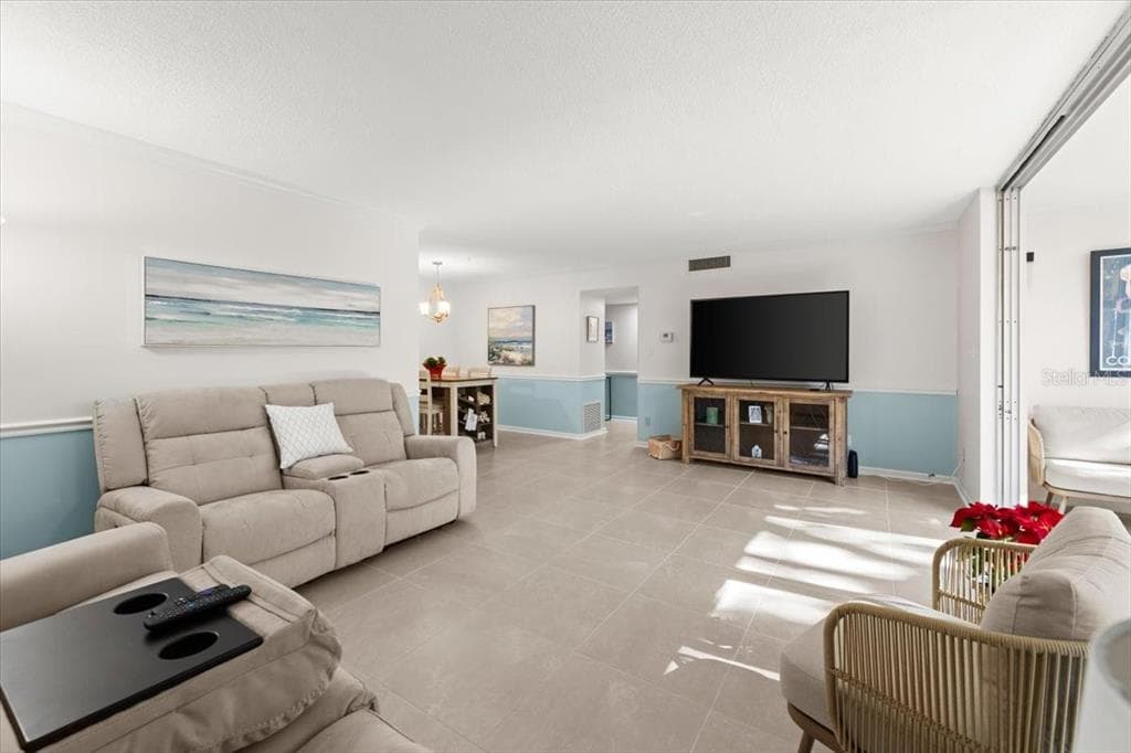 1224 S PENINSULA DRIVE 104 photo 8