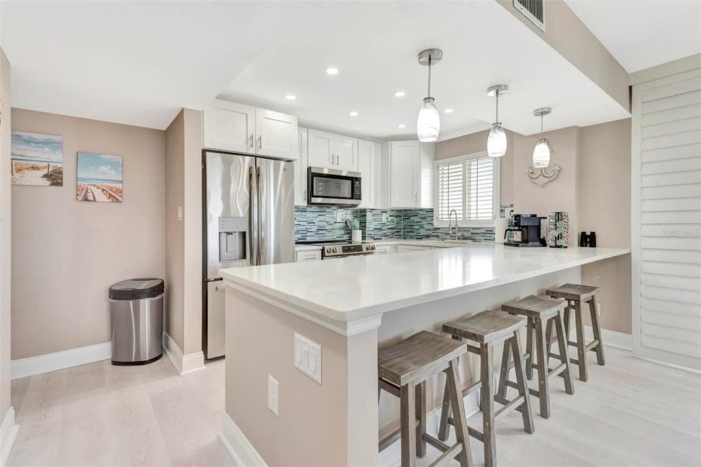 1575 OCEAN SHORE BOULEVARD J010 photo 16