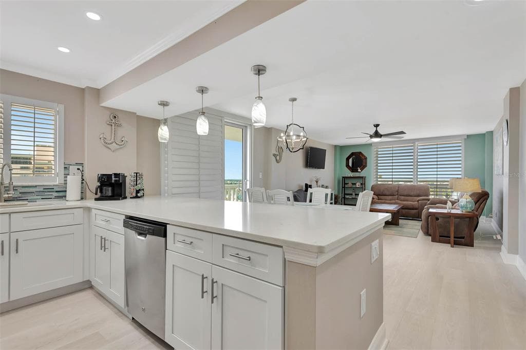 1575 OCEAN SHORE BOULEVARD J010 photo 20