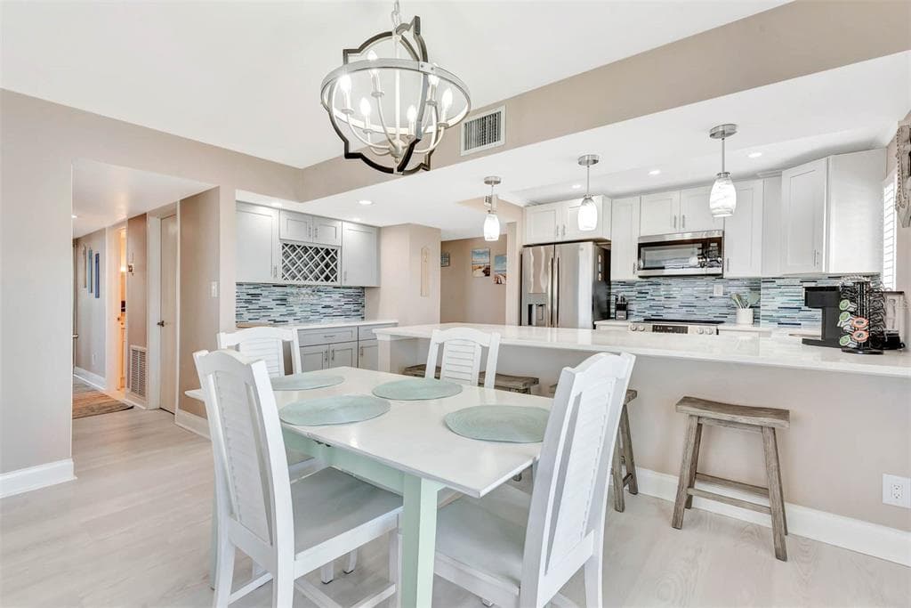 1575 OCEAN SHORE BOULEVARD J010 photo 18