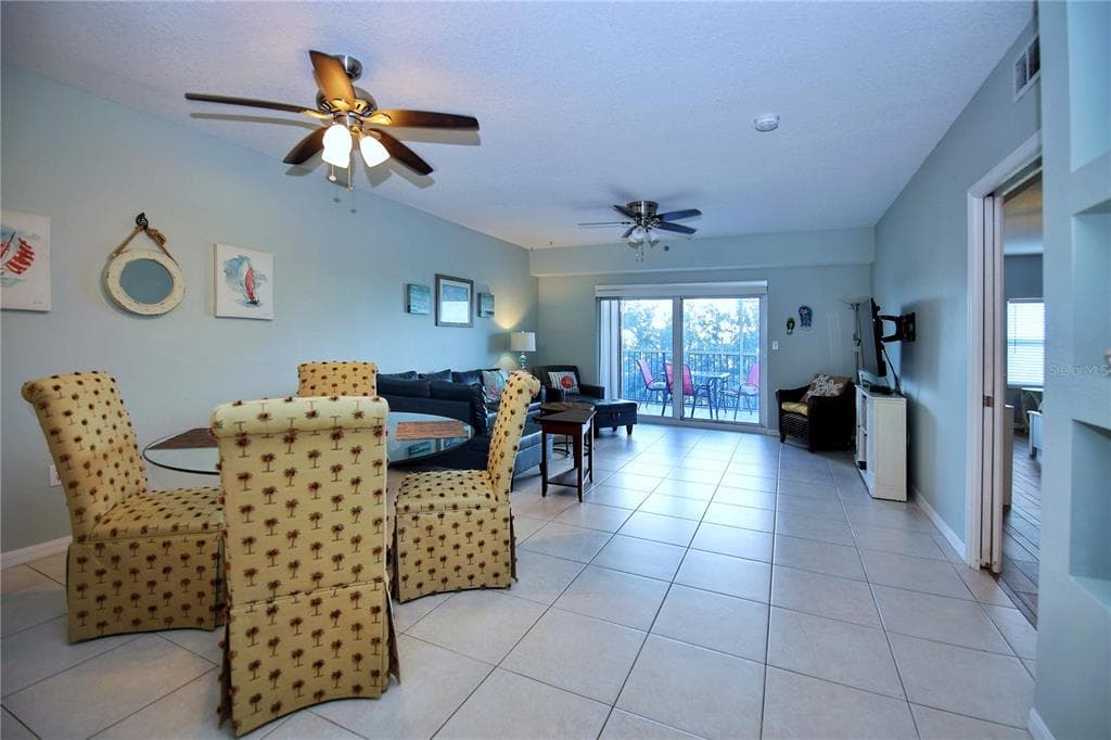 5300 S ATLANTIC AVENUE 7-403 photo 4