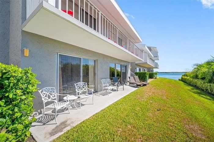 1351 GULF BOULEVARD 118 photo 7