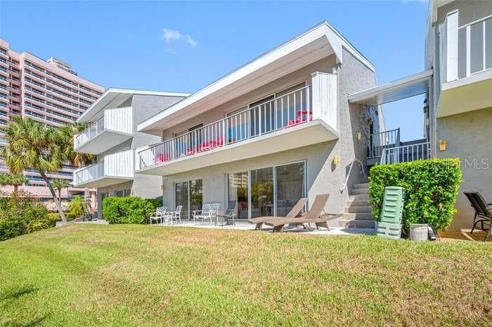 1351 GULF BOULEVARD 118 photo 25