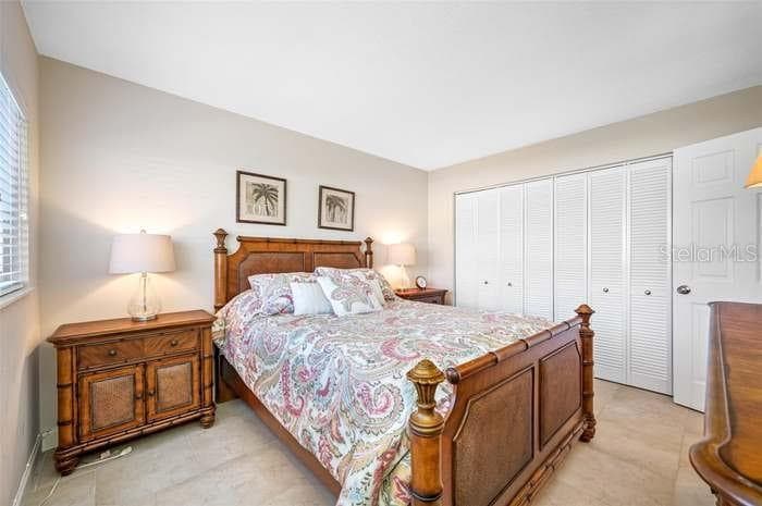 1351 GULF BOULEVARD 118 photo 21
