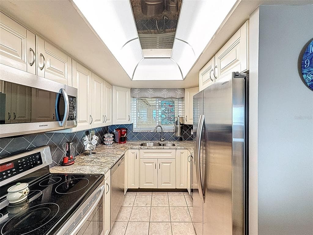 6009 SEA RANCH DRIVE 608 photo 11