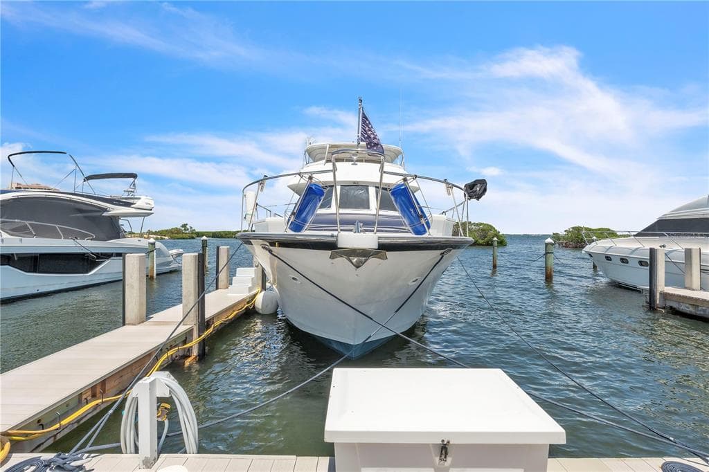 2600 HARBOURSIDE DRIVE R9 photo 11