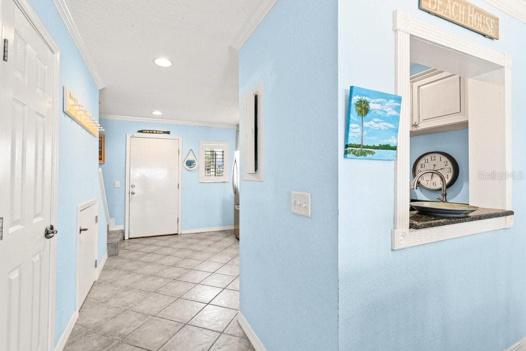 8550 A1A #208 S 2128 photo 7