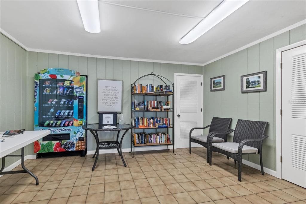 1105 GULF OF MEXICO DRIVE 402 photo 17