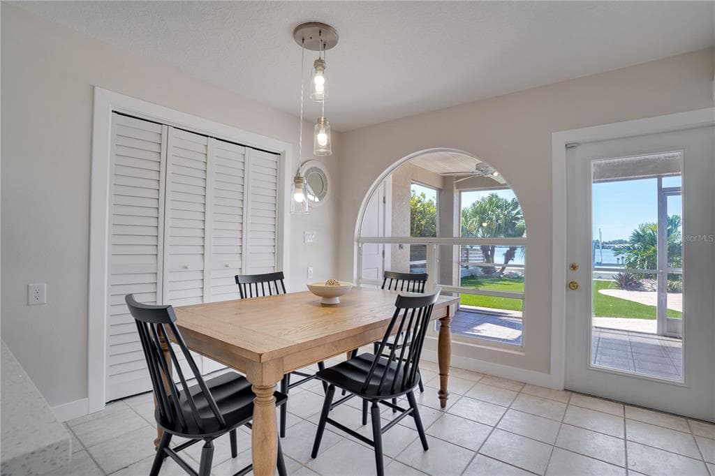 333 12TH AVENUE photo 16