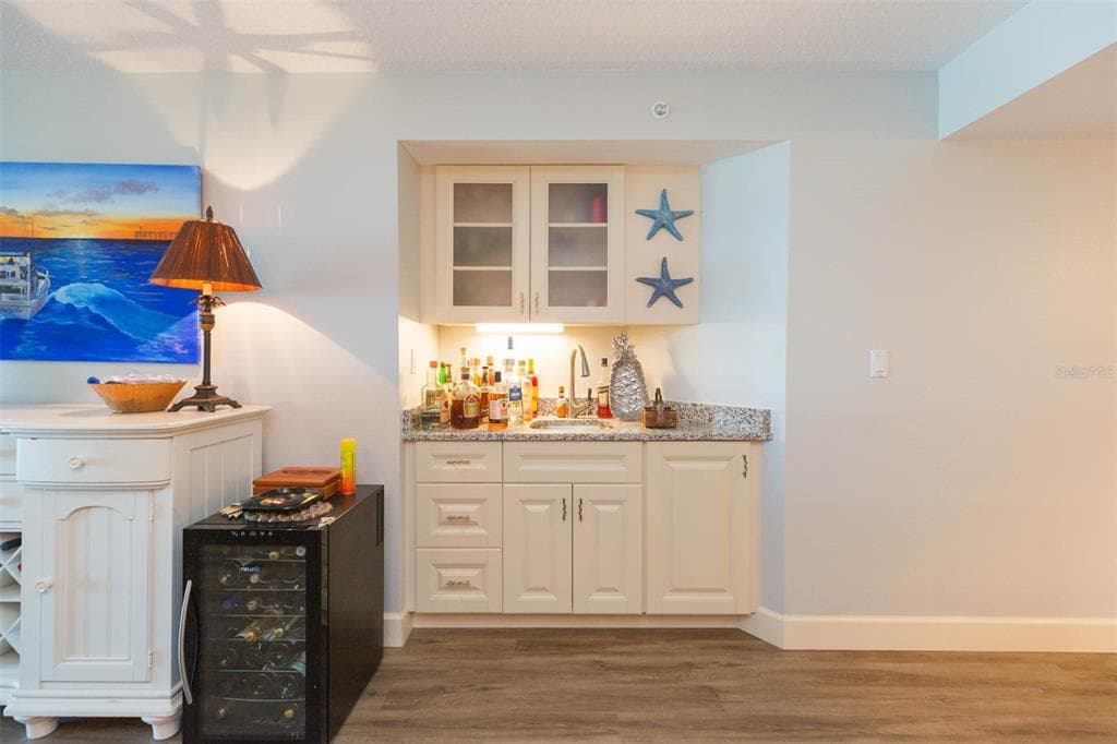 16326 GULF BOULEVARD 109 photo 12