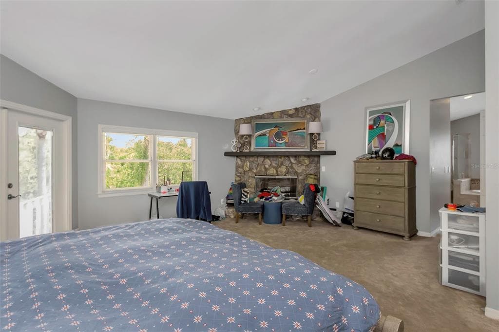 1065 SABLE COURT NE photo 12